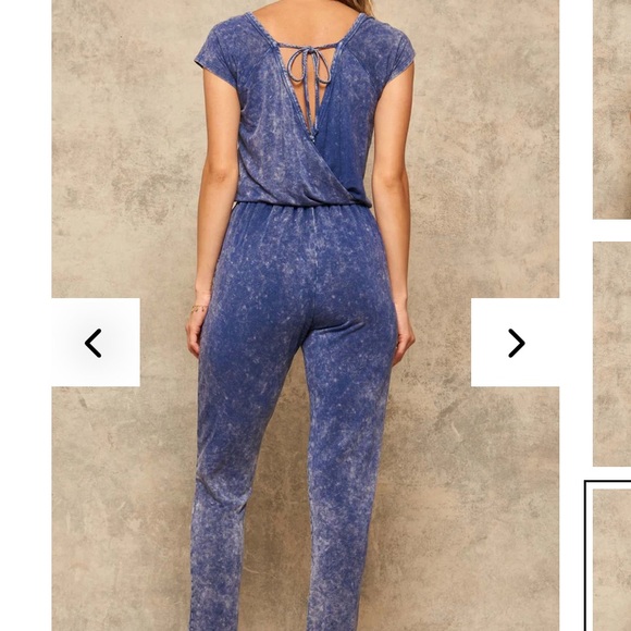 💫 - NWT Palmer dusty blue acid wash pant Jumpsuit with tie waste and open ba… - Picture 4 of 9